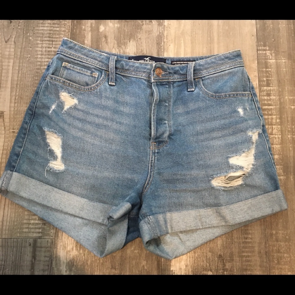 Hollister Distressed Button Fly Cuffed Hem Jean Shorts